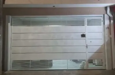 Sobrado à venda no conjunto residencial bandeirantes com 130m² 3 dormitórios 1 suíte 3 banheiros  2 vagas