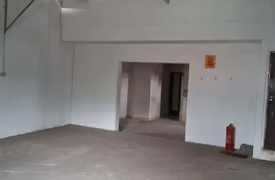 Sobrado à venda na vila firmiano pinto com 210m² 2 dormitórios 2 banheiros 2 vagas