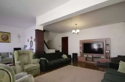 Casa com 5 quartos à venda na Rua Batista do Carmo, 54, Cambuci, São Paulo
