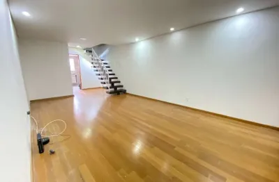 Casa com 4 quartos à venda na Rua Maestro Artur Elias Kauffmann, 063, Vila Regente Feijó, São Paulo