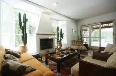 Casa em alto de pinheiros 492m2 com 3 dormitorios e 4 vagas de garagem