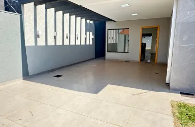 Casa moderna com 3 suítes, piscina e área gourmet, pergolado