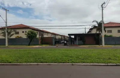 Apartamento duplex, com 1 suíte e 2 quartos e banheiro social