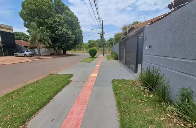 Excelente imóvel com 1 suíte e 2 quartos, ótima localização, próximo ao colégio militar