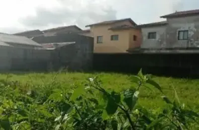 Terreno murado no bairro loty, em itanhaém, litoral sul de são paulo, localizada lado praia