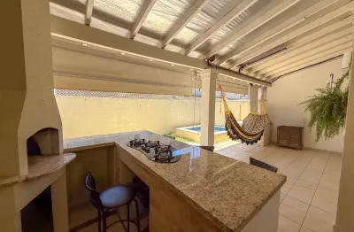 Casa 3 dormitórios com área gourmet e excelente localização no villa campolim