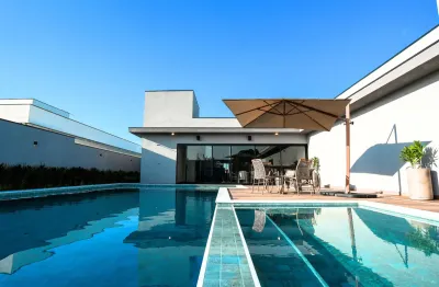 Casa Térrea Alto Padrão  4 Suítes Porteira Fechada Saint Patrick Sorocaba