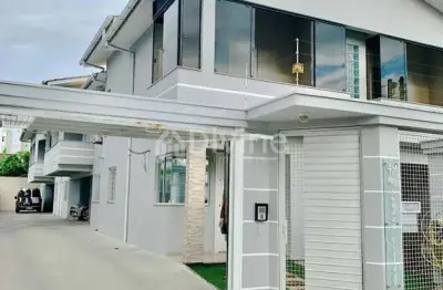 Casa com 3 quartos à venda no Centro, Tubarão 