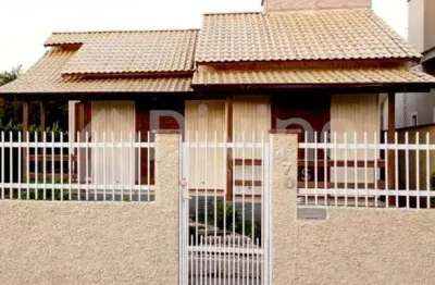 Casa com 2 quartos à venda na Praia Redonda, Tubarão 