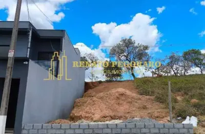 Terreno à venda no Condomínio Villa Verde Bragança, Bragança Paulista 