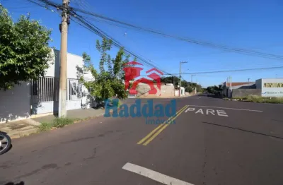 Csasa em rua principal esquina no bairroresidencial atenas em birigui