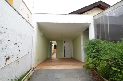 Casa com 3 quartos à venda no Centro, Birigui 