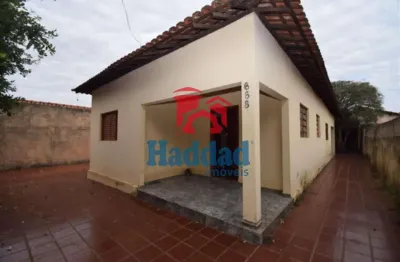 Casa com 2 quartos à venda no Centro, Birigui 