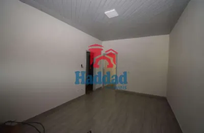 Casa com 2 quartos para alugar no Centro, Birigui 