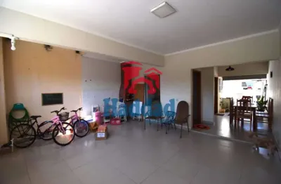 Casa com 2 quartos à venda no Centro, Birigui 