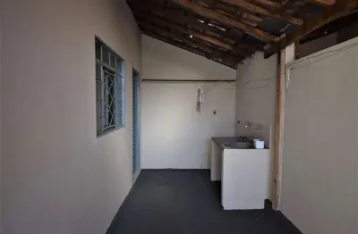 Casa com 1 quarto à venda no Centro, Birigui 