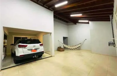 Casa com 3 quartos à venda no Centro, Birigui 