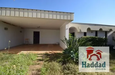Casa com 3 quartos à venda no Centro, Birigui 