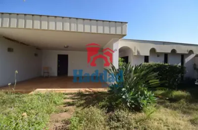 Casa com 3 quartos para alugar no Centro, Birigui 