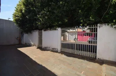 Casa com 2 quartos à venda no centro, birigui , 250 m2 por r$ 210.000