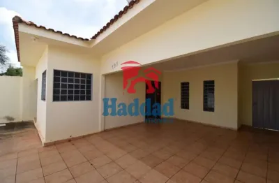 Casa com 3 quartos à venda no Centro, Birigui 