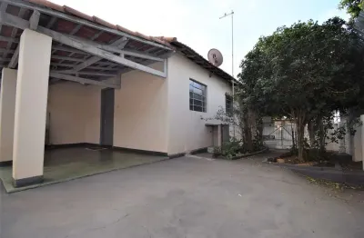 Casa com 3 quartos à venda no Centro, Birigui 
