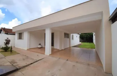 Casa com 2 quartos à venda no Centro, Birigui 