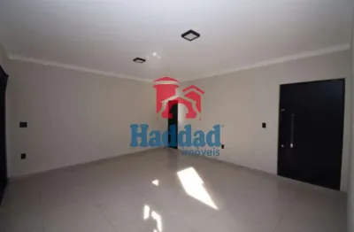 Casa novinha. ok para financiamento, acabamento difenciado, localização privelgiada...