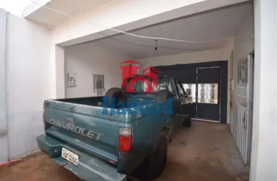 Casa com 2 quartos à venda no Centro, Birigui 