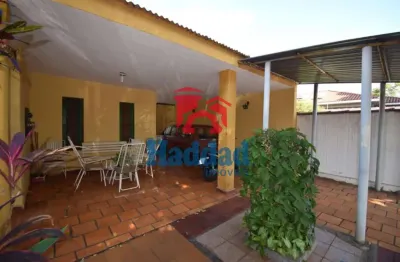 Casa com 3 quartos à venda no Centro, Birigui 