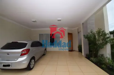 Linda casa em condomínio fechado - 3 suítes e espaço de qualidade!