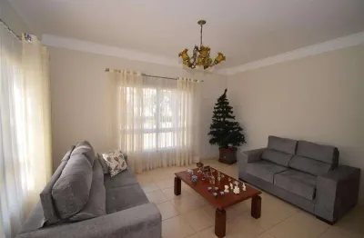 Casa com 4 quartos à venda no Centro, Birigui 