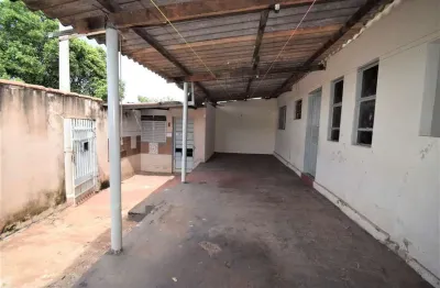 Casa com 3 quartos à venda no Centro, Birigui 