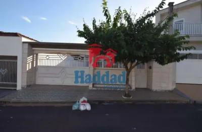 Casa com 3 quartos à venda no Centro, Birigui 