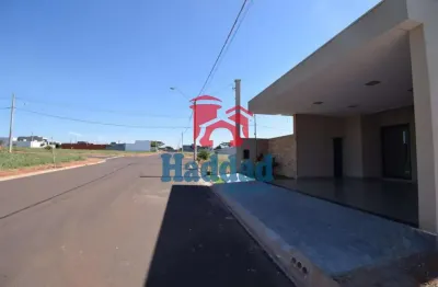 Casa com 3 quartos para alugar no Centro, Birigui 