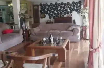Lindo apartamento para morar no batel com 276 de área útil , área total de 456 m2