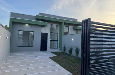 Casa com piscina em Matinhos-PR