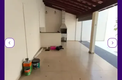 Sobrado em condomínio fechado com portaria 24 horas com monitoramento 