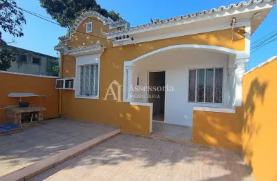 Casa com 4 quartos à venda na Rua Vinte e Cinco de Dezembro, Irajá, Rio de Janeiro