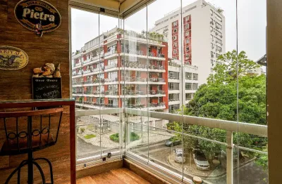 Apartamento próximo a lagoa rodrigo de freitas. vem desfrutar desta qualidade de vida.
