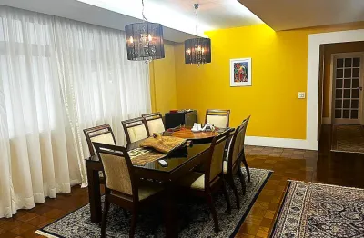 Apartamento com 318m² em laranjeiras, um dos bairros mais arborizados do rio de janeiro e caminho para o cristo redentor.