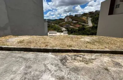 Terreno no jardim bandeirantes (aceita financiamento)