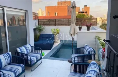 Cobertura duplex com 2 suítes e 4 vagas na vila madalena