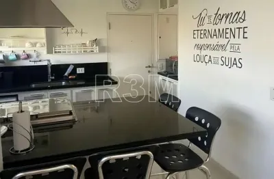Excelente oportunidade neste belíssimo apartamento de 2 dorms sendo 1 suite e 2 vagas