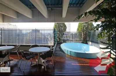 Cobertura duplex em higienópolis com 700 m² a.u. sendo: 4 suítes e 4 vagas de garagem.
