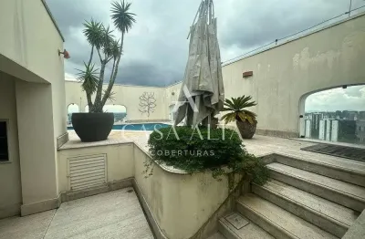 Cobertura duplex no alto da boa vista com 563m² sendo: 4 dormitórios (4suítes) e 4 vagas de garagem.