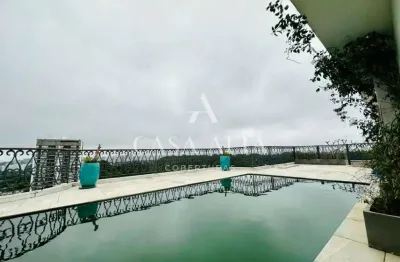 Cobertura duplex em alto da boa vista com 560m² sendo: 4 dormitórios (4 suítes) e 4 vagas de garagem.