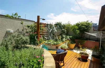 Cobertura duplex no alto da boa vista com 250 m² sendo: 4 dormitórios (4 suítes) e 3 vagas.