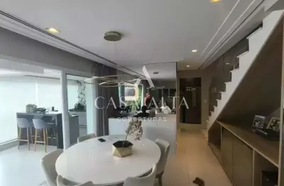 Cobertura duplex na barra funda com 167 m² a.u. sendo: 3 dormitórios (3 suítes) e 2 vagas de garagem.