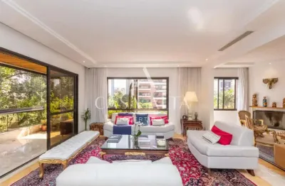 Apartamento no campo belo com 272 m² a.u. sendo: 4 dormitórios (4 suítes) e 7 vagas de garagem.